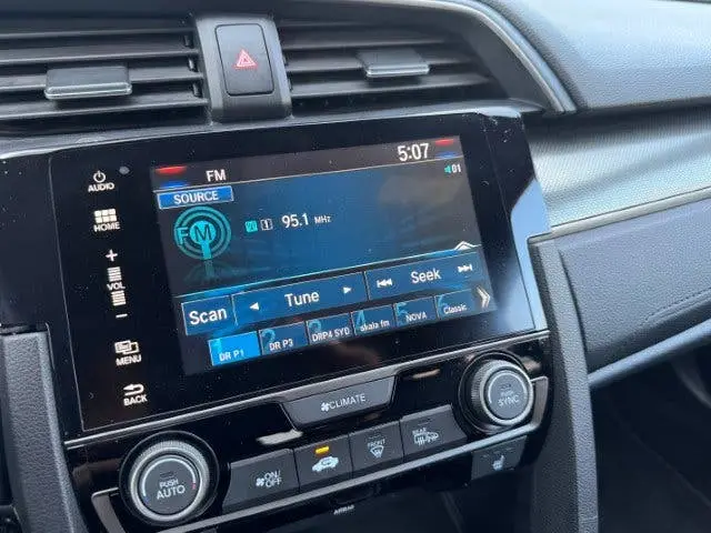 Honda Civic 1.0 i-VTEC Elegance Leer (bj 2019, automaat) uit 2019, foto 13