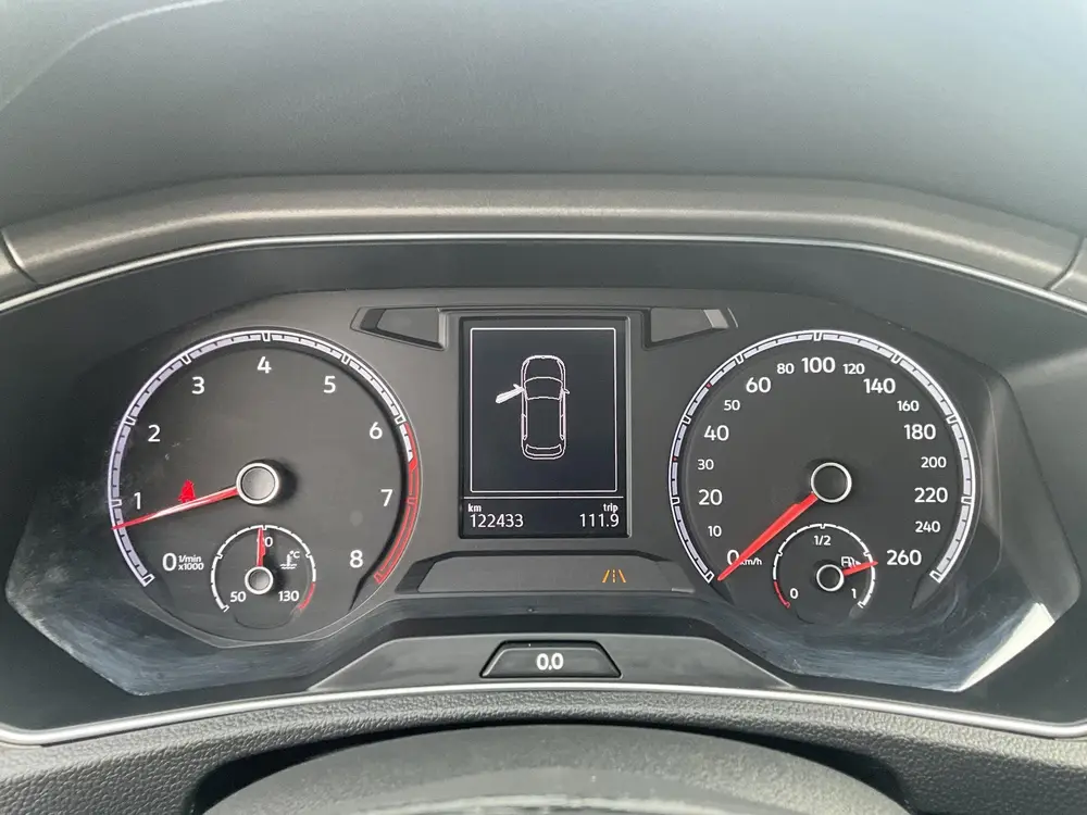 Volkswagen T-Roc 1.5 TSI Style Business uit 2020, foto 17