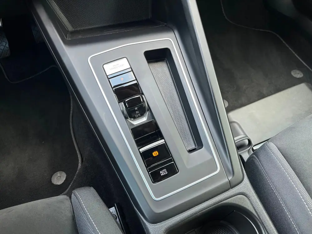 Volkswagen Golf 1.5 eTSI Life Business NLAuto/Automaat/Massa uit 2023, foto 15