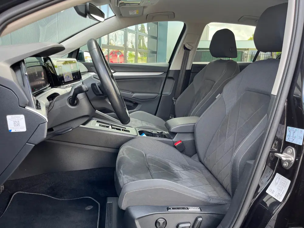 Volkswagen Golf 1.5 eTSI Life Business NLAuto/Automaat/Massa uit 2023, foto 17