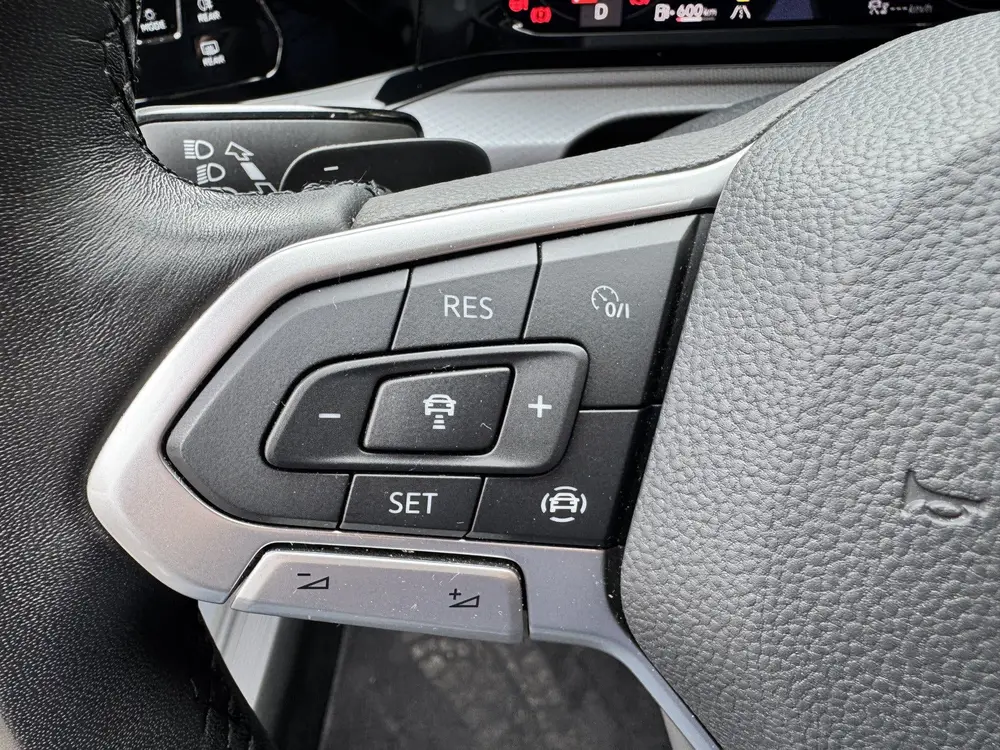 Volkswagen Golf 1.5 eTSI R-Line Climate Control Navi Carplay uit 2022, foto 19
