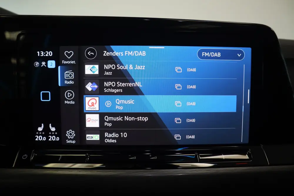 Volkswagen Golf 1.5 eTSI Style Panoramadak Elec.Trekhaak IQ uit 2020, foto 15