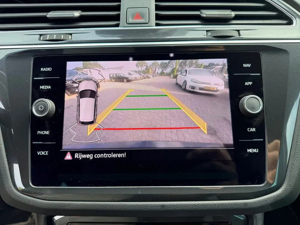 Volkswagen Tiguan 1.4 TSI eHybrid R-Line Business+, Trekaak uit 2023, foto 18