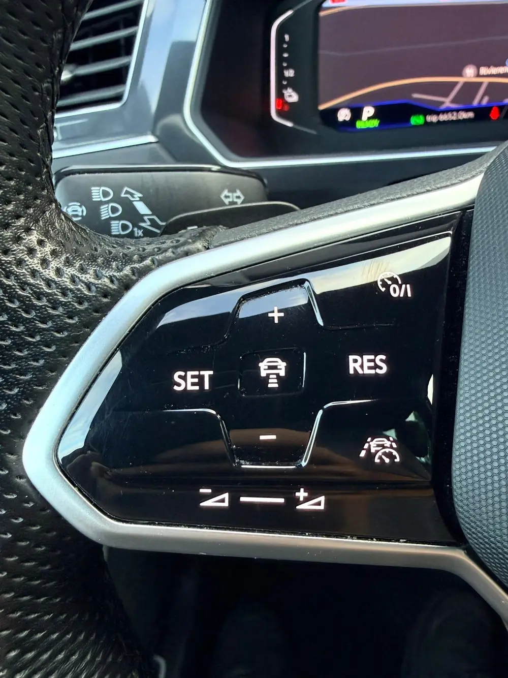 Volkswagen Tiguan 1.4 TSI eHybrid R-Line Business+, Trekaak uit 2023, foto 19