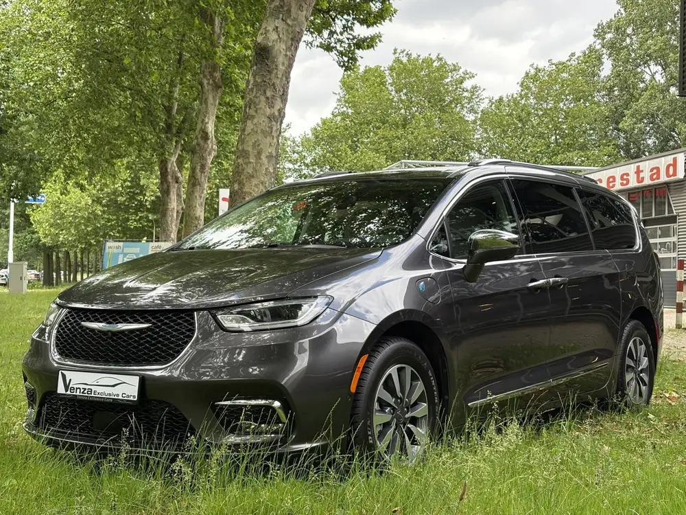 Chrysler Grand Voyager 3.6 V6 Hybrid PHEV LIMITED (bj 2021) uit 2021, foto 3