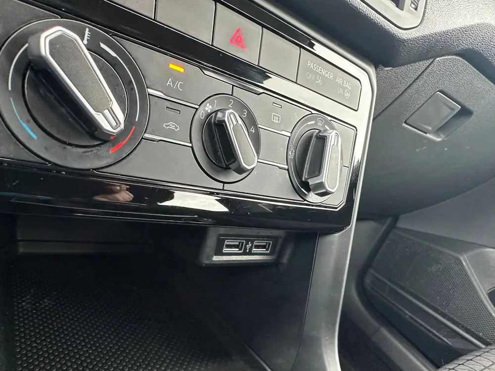 Volkswagen T-Cross 1.0 TSI Life/1STE EIG/CAMERA/Appel Carpla uit 2020, foto 19