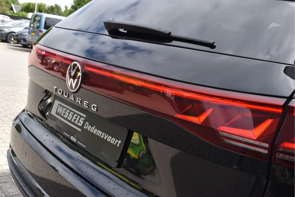 Volkswagen Touareg 3.0 TSi eHybrid 4MOTION FACELIFT, Panoram uit 2023, foto 19