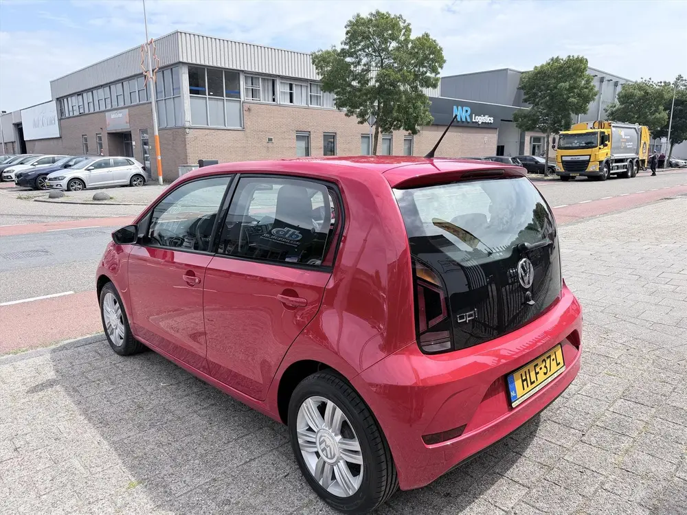 Volkswagen Up! 1.0 60PK 5D BMT Move up! uit 2019, foto 6