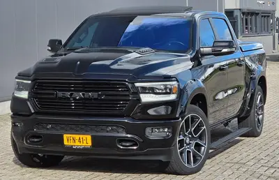 Dodge Ram 1500 5.7 V8 4x4 Crew Cab Laramie Night 2020 BREED! uit 2020