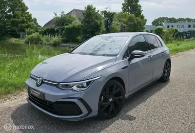 Volkswagen Golf 1.5 eTSI R-Line / Sfeer / Carplay / Camera uit 2023