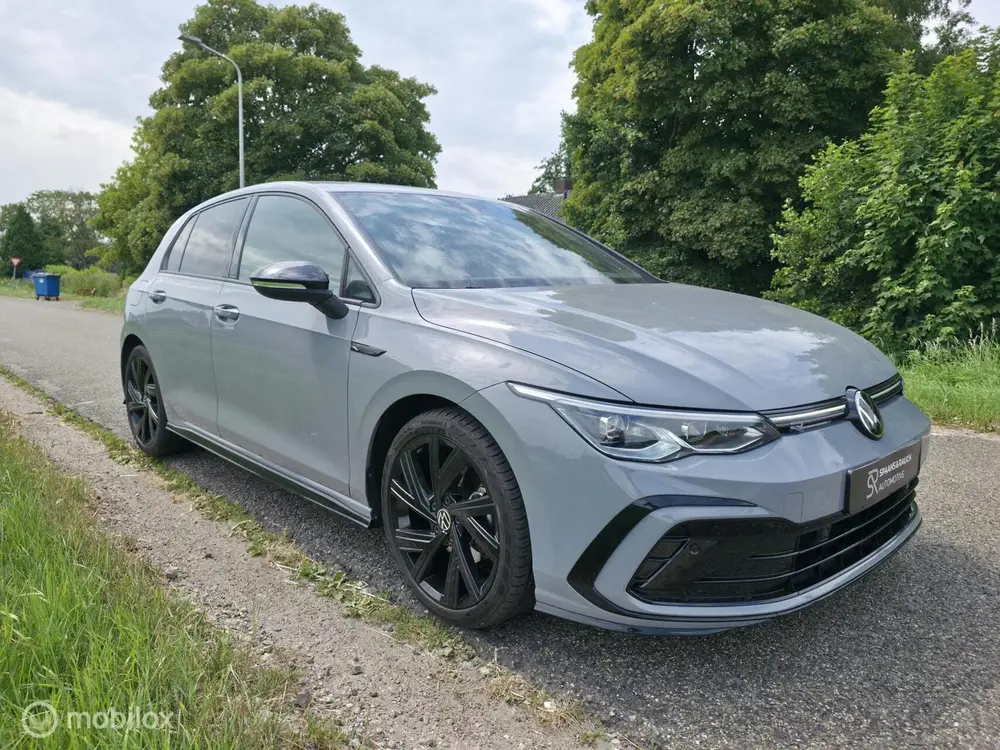 Volkswagen Golf 1.5 eTSI R-Line / Sfeer / Carplay / Camera uit 2023, foto 3