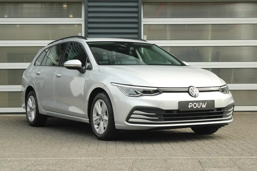 Volkswagen Golf Variant 1.0 eTSI 110pk DSG Life | CarPlay & uit 2022, foto 10
