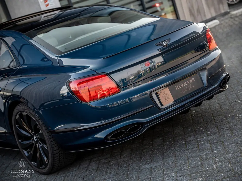 Bentley Flying Spur 4.0 V8 1st Edition / Mulliner / Blacklin uit 2021, foto 10