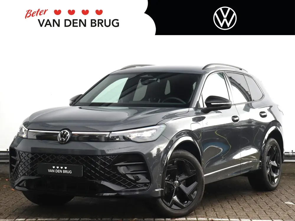 Volkswagen Tiguan 1.5 eHybrid R-Line Edition 272pk | Trekhaa uit 2025