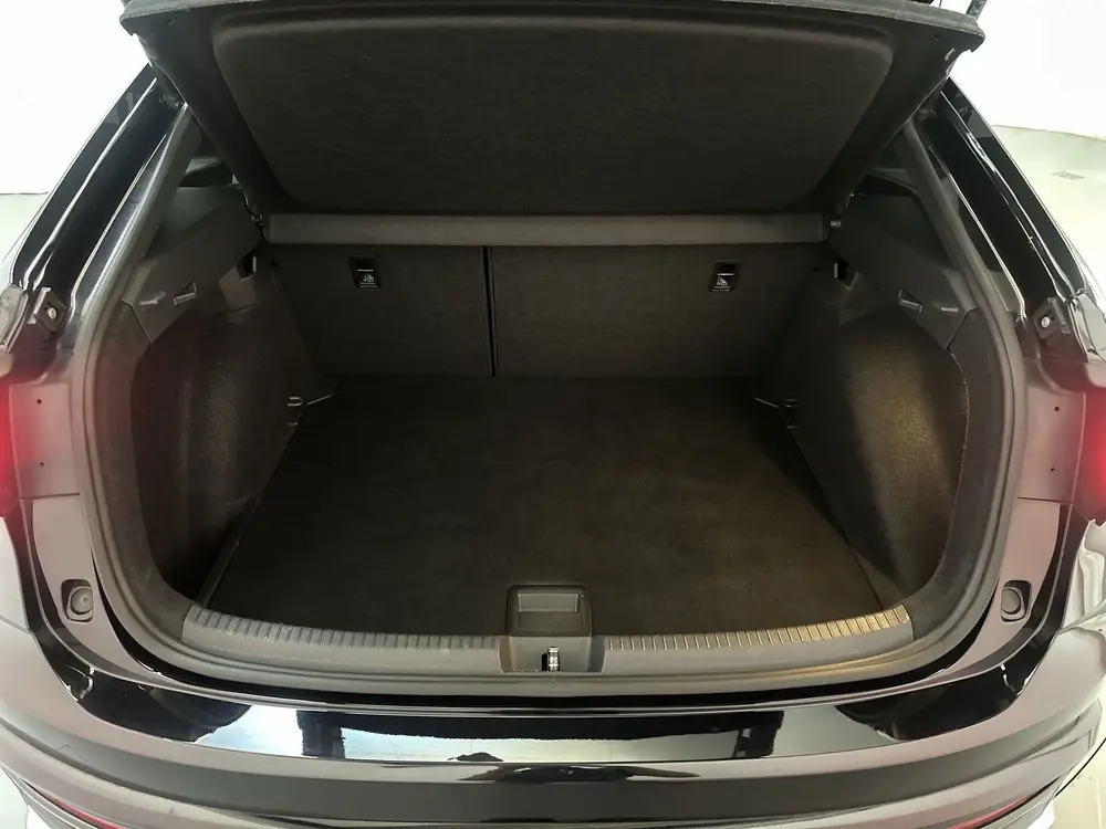 Volkswagen Taigo 1.0 TSI DSG R-Line Camera Stoelverwarming A uit 2022, foto 17