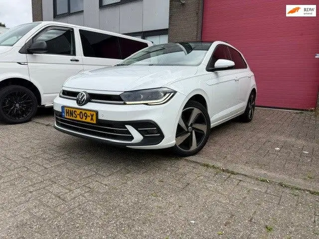 Volkswagen Polo 1.0 TSI, Pano, IQ, Virtual, H. leder Beats uit 2022