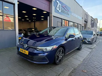 Volkswagen GOLF 1.5 TSI Life uit 2020