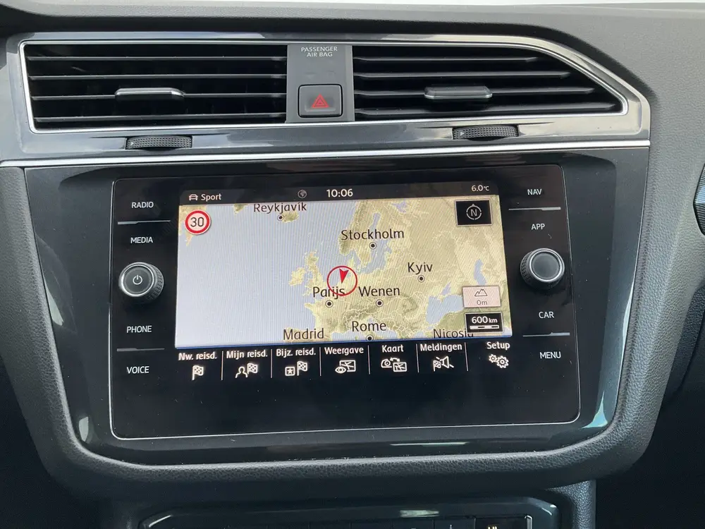 Volkswagen Tiguan 1.5 TSI R-Line Business Pano Carplay Massa uit 2019, foto 6