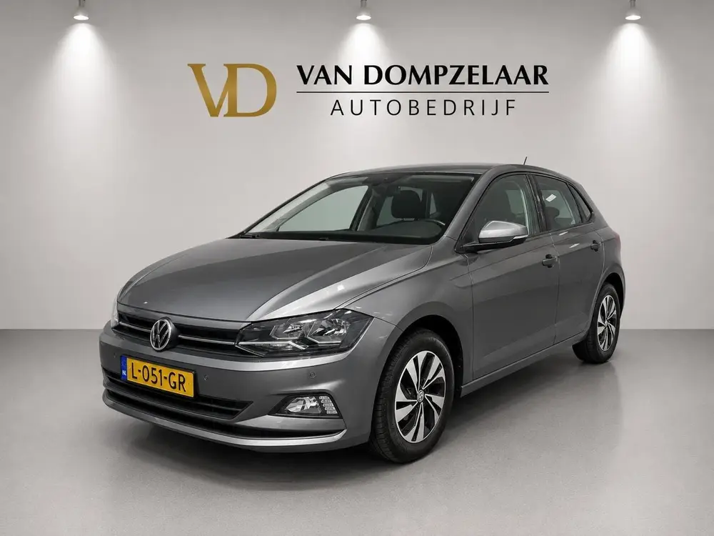 Volkswagen Polo 1.0 TSI COMFL / DSG-AUTOMAAT / 5-DRS / NAVI uit 2021
