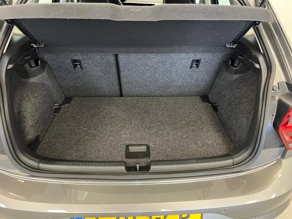 Volkswagen Polo 1.0 TSI COMFL / DSG-AUTOMAAT / 5-DRS / NAVI uit 2021, foto 19