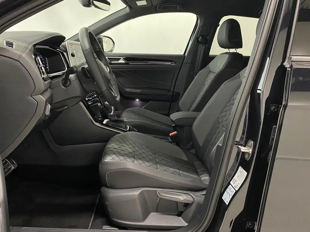 Volkswagen T-Roc 1.5 TSI R-Line Edition 2x R line Camera IQ uit 2025, foto 11