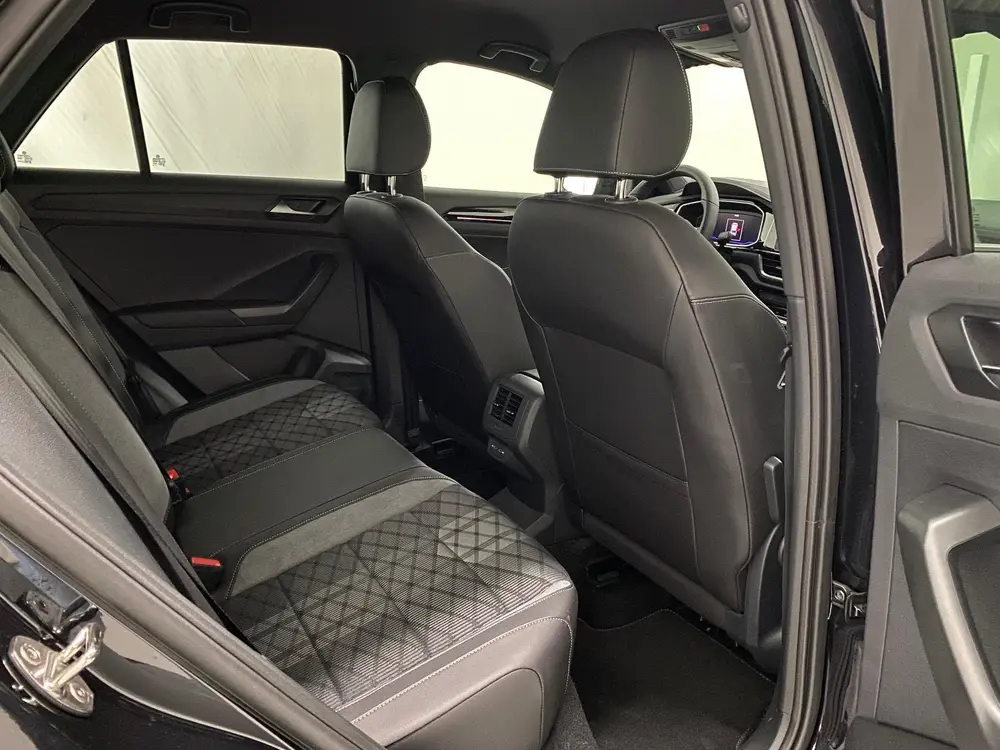 Volkswagen T-Roc 1.5 TSI R-Line Edition 2x R line Camera IQ uit 2025, foto 4