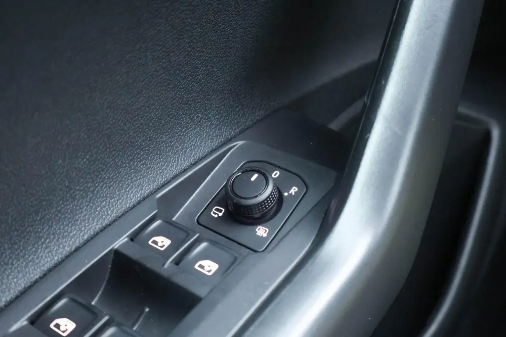 Volkswagen Taigo 1.0 TSI 115pk Life Edition | PDC | Keyless uit 2025, foto 19