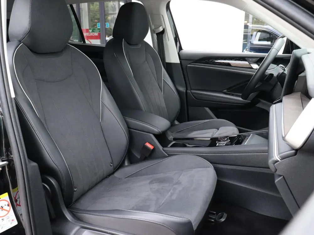 Volkswagen Tayron 1.5 eHybrid Elegance | Trekhaak wegklapbaa uit 2025, foto 8
