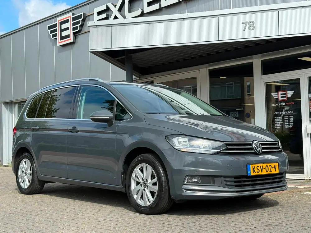 Volkswagen Touran 1.5 TSI DSG Highline | Navigatie | 7 P uit 2021, foto 3