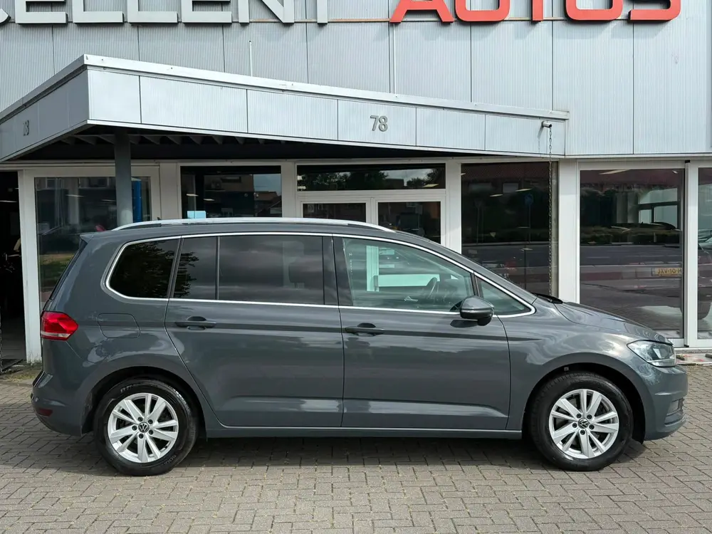 Volkswagen Touran 1.5 TSI DSG Highline | Navigatie | 7 P uit 2021, foto 4
