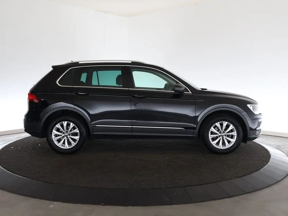 Volkswagen Tiguan 1.5 TSI ACT Comfortline Business uit 2020, foto 5