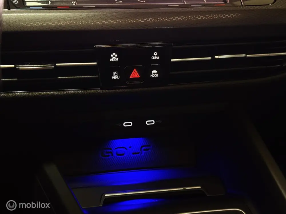 Volkswagen Golf 1.4 eHybrid GTE | PANO | IQ LIGHTS | BTW uit 2022, foto 11