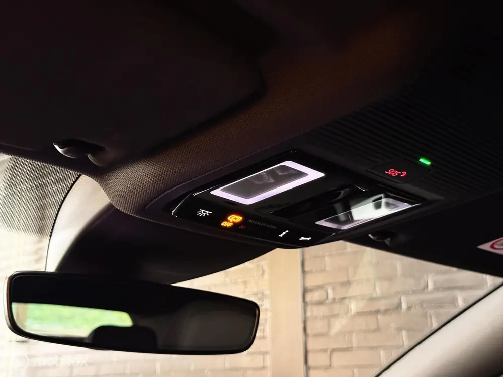 Volkswagen Golf 1.4 eHybrid GTE | PANO | IQ LIGHTS | BTW uit 2022, foto 12