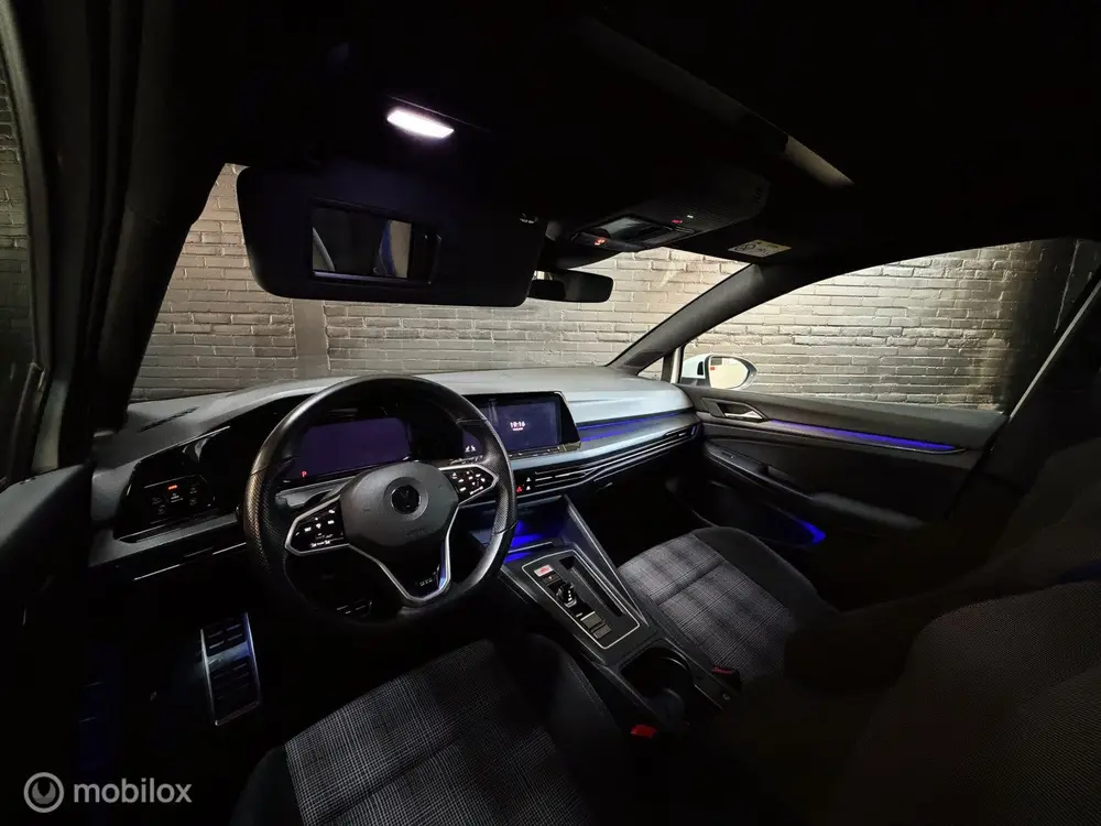 Volkswagen Golf 1.4 eHybrid GTE | PANO | IQ LIGHTS | BTW uit 2022, foto 4