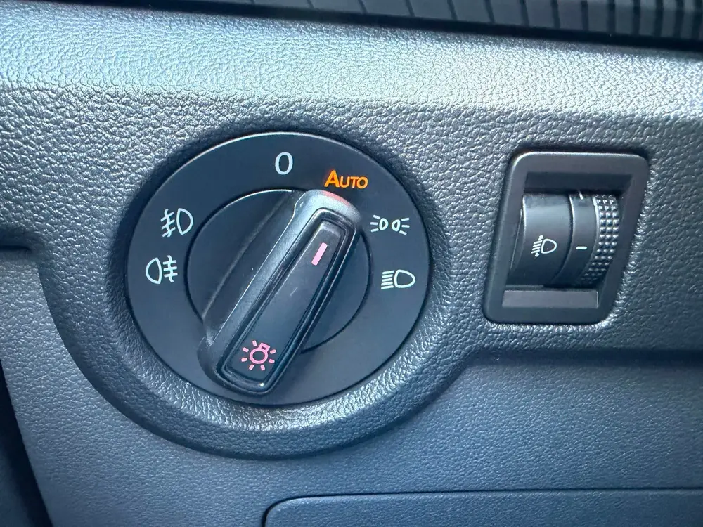 Volkswagen T-Cross 1.0 TSI Life, Navi, Aplle carplay, Cruise uit 2019, foto 17