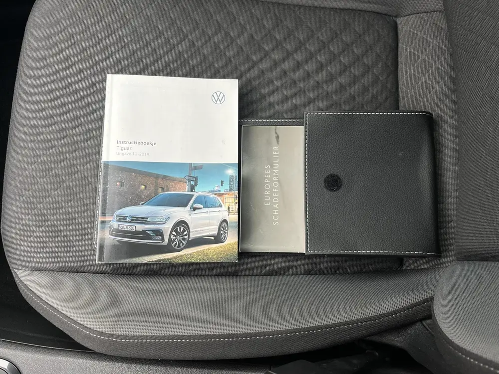 Volkswagen Tiguan 1.5 TSI R-LINE ADAPTIVE CRUISE DIGIDASH NA uit 2020, foto 18