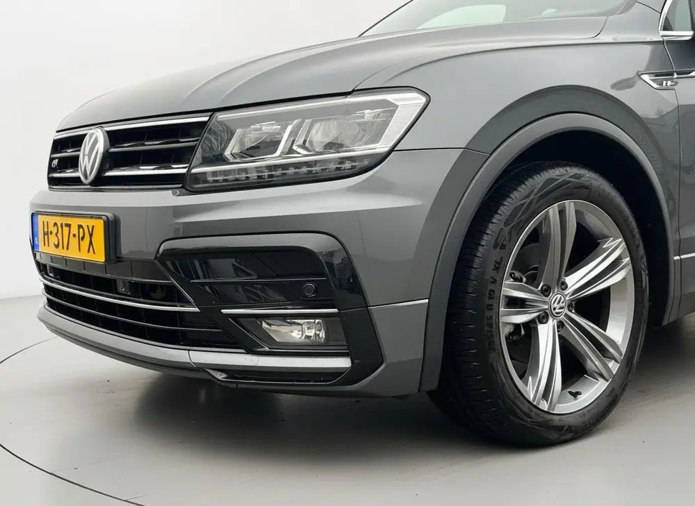 Volkswagen Tiguan 1.5 TSI R-LINE ADAPTIVE CRUISE DIGIDASH NA uit 2020, foto 2