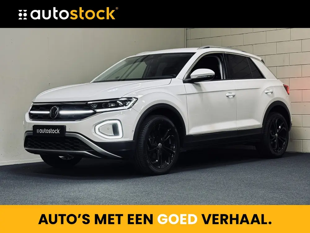 Volkswagen T-Roc 1.5 TSI DSG Style | Massage | IQ | Beats | uit 2022