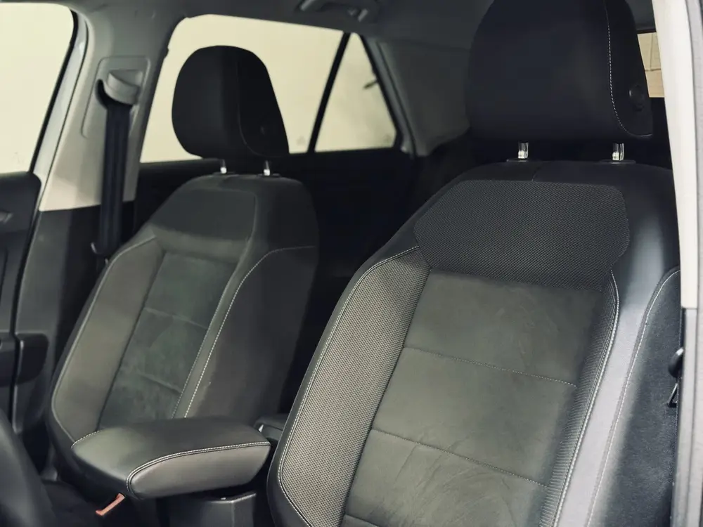 Volkswagen T-Roc 1.5 TSI DSG Style | Massage | IQ | Beats | uit 2022, foto 4
