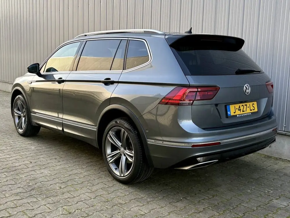 Volkswagen Tiguan Allspace 1.5 TSI AUT R-LINE 7PERS. PANODAK uit 2020, foto 5
