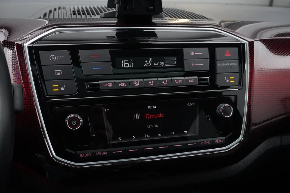Volkswagen Up! 1.0 TSI GTI uit 2019, foto 14