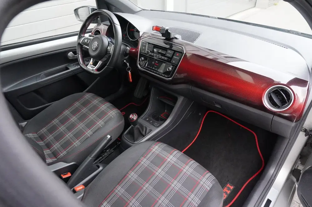 Volkswagen Up! 1.0 TSI GTI uit 2019, foto 6