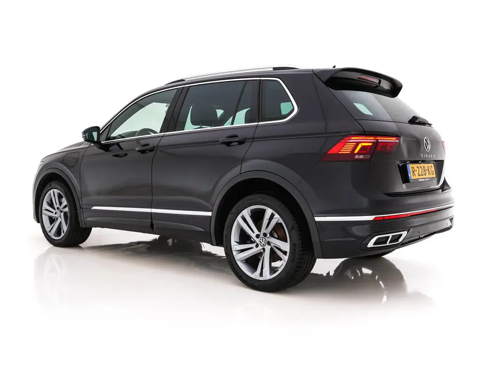 Volkswagen Tiguan 1.4 TSI eHybrid R-Line Business+ (Plug-in) uit 2022, foto 4