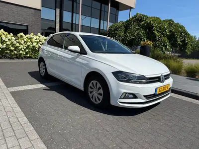 Volkswagen Polo 1.0 TSI 95pk Carplay, Navigatie, Multistuur uit 2019