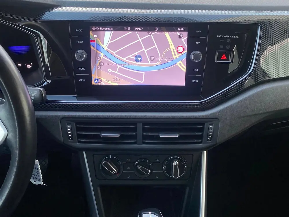 Volkswagen POLO 1.0 TSI R-Line uit 2022, foto 16