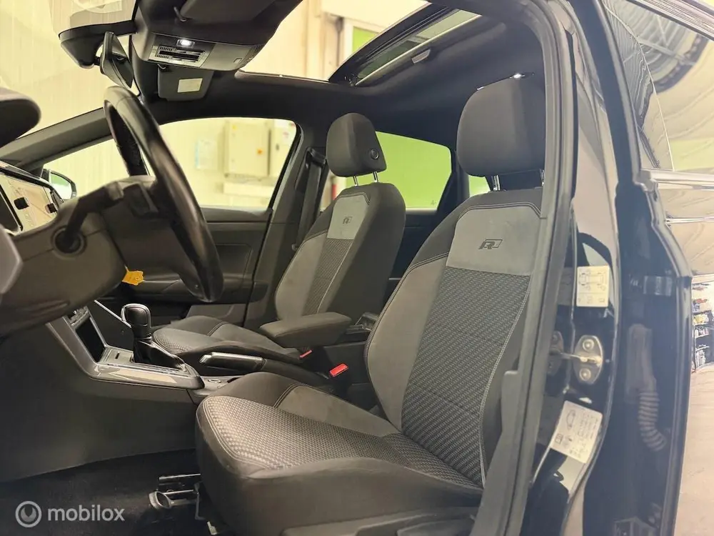 Volkswagen Polo 1.0 TSI Highline R-line Virtual |PANO|Camera uit 2021, foto 13