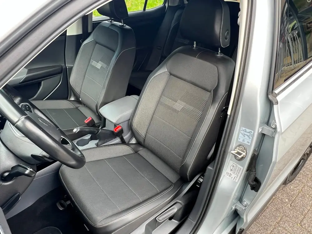 Volkswagen T-Cross 1.0 TSI 7-DSG Style LED CARPLAYY uit 2020, foto 12