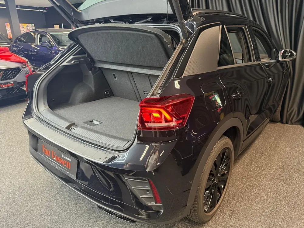 Volkswagen T-Roc 1.5 TSI 3X R-Line|PANO|LANEASSIST|CAMERA|CA uit 2024, foto 18