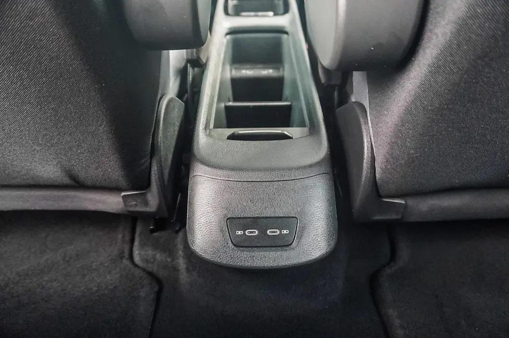 Volkswagen ID.3 204pk Life 58 kWh | Navigatie | Stoelverwarm uit 2020, foto 18
