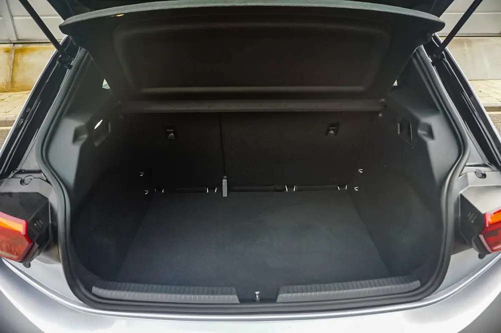 Volkswagen ID.3 204pk Life 58 kWh | Navigatie | Stoelverwarm uit 2020, foto 19